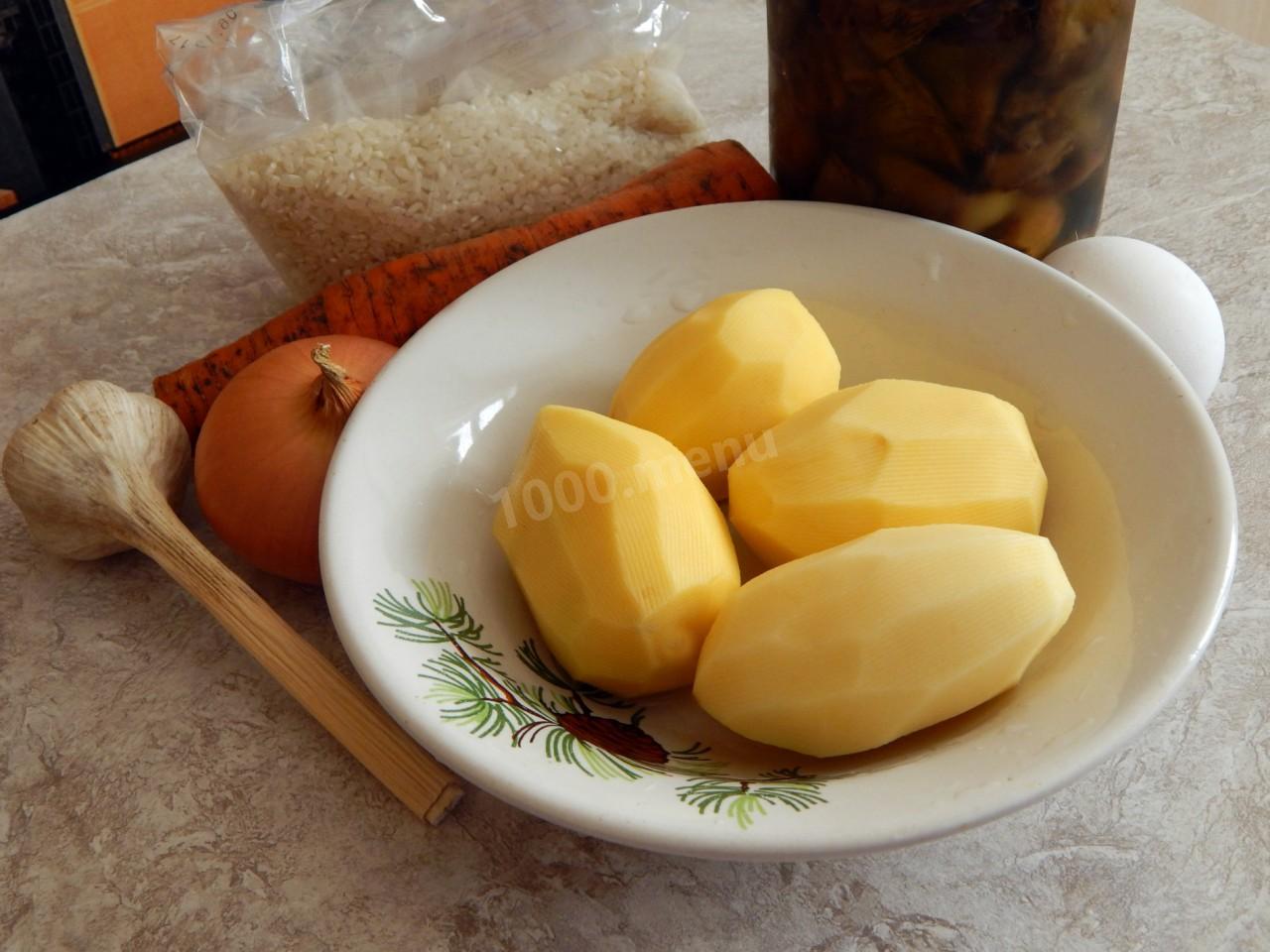 Шаг 1 приготовления Суп с маринованными грибами