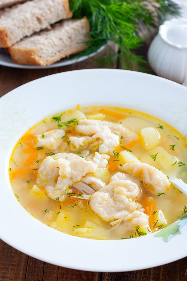 Шаг 8 приготовления Суп с курицей и клецками как в детском саду