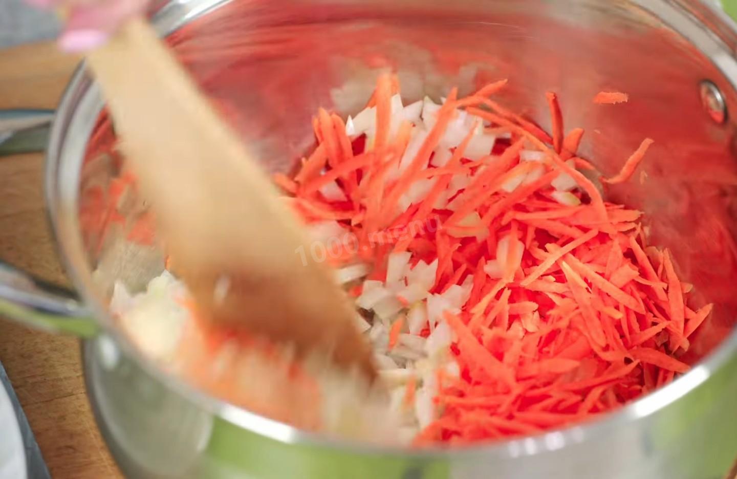Шаг 3 приготовления Суп-пюре из кабачков на мясном бульоне