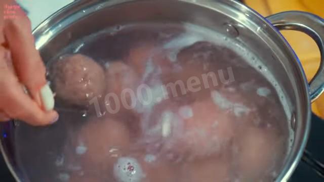 Шаг 9 приготовления Щавелевый ПП суп с фрикадельками и яйцом