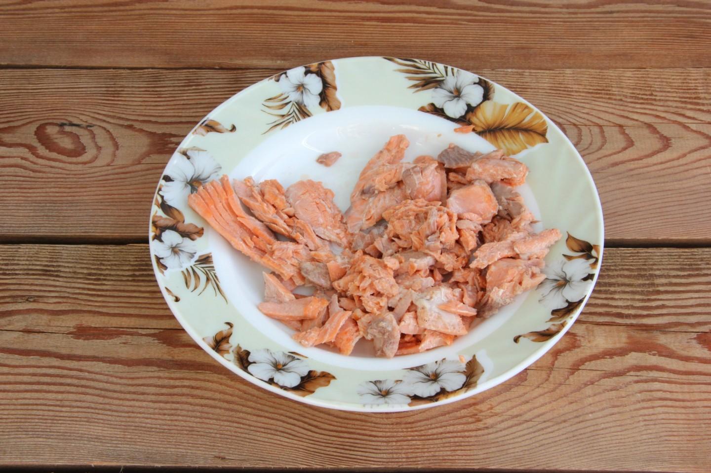 Шаг 9 приготовления Уха из головы форели со сливками