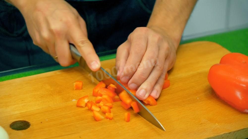 Шаг 4 приготовления Суп-пюре из кабачка с томатами и сливками
