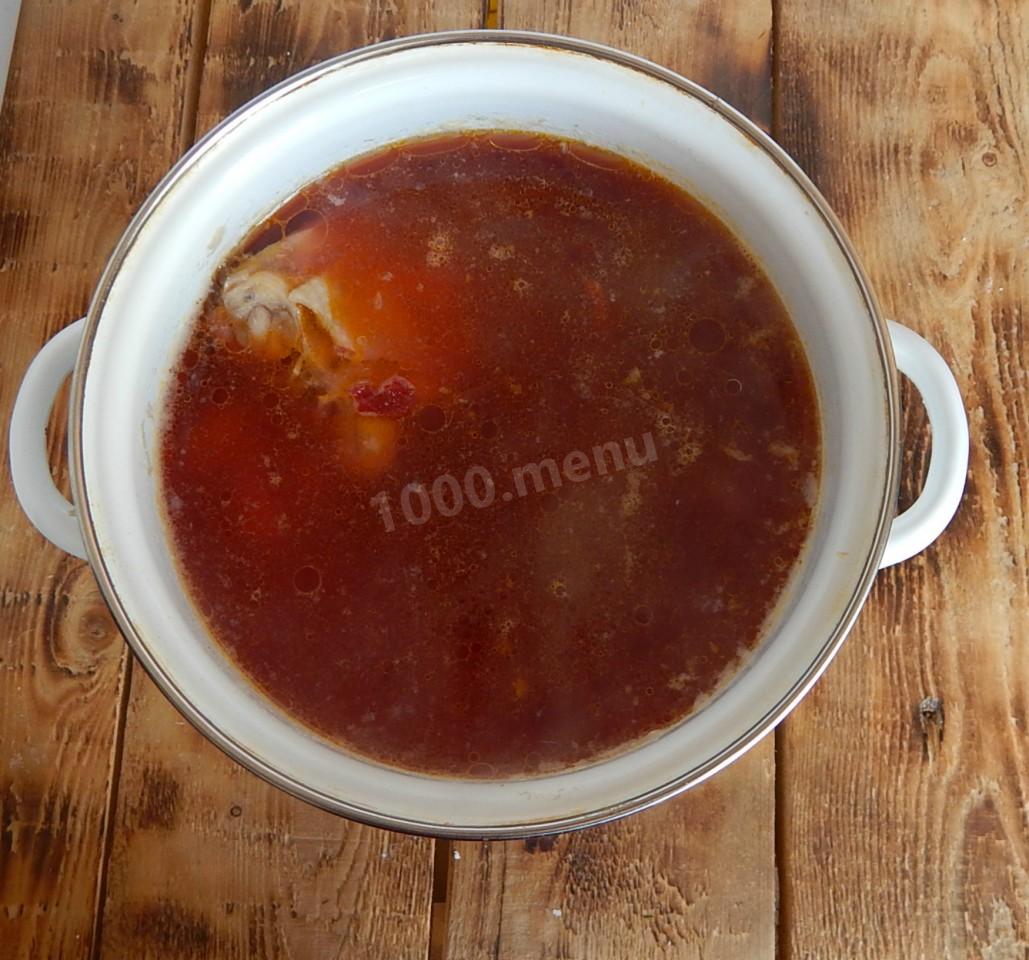 Шаг 10 приготовления Борщ с курицей с пампушками и чесноком