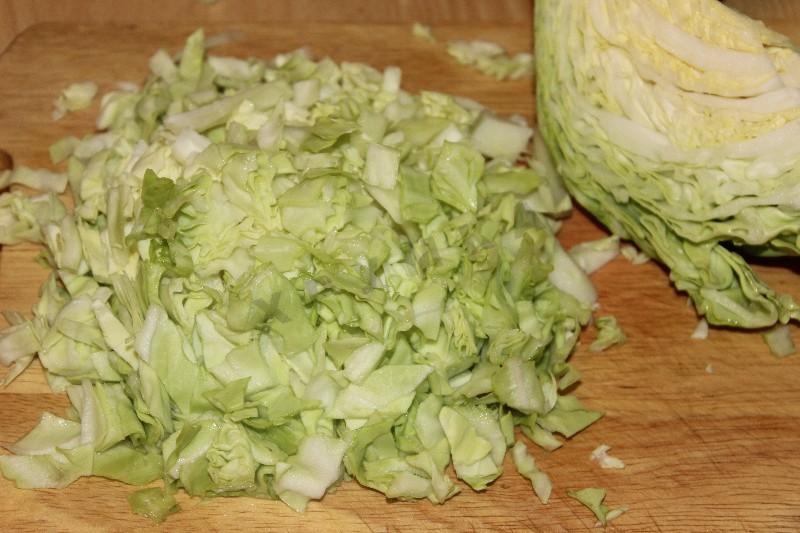 Шаг 10 приготовления Борщ со свекольной ботвой и чесночными булочками