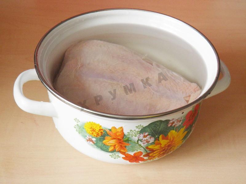 Шаг 2 приготовления Щи из молодой капусты с курицей