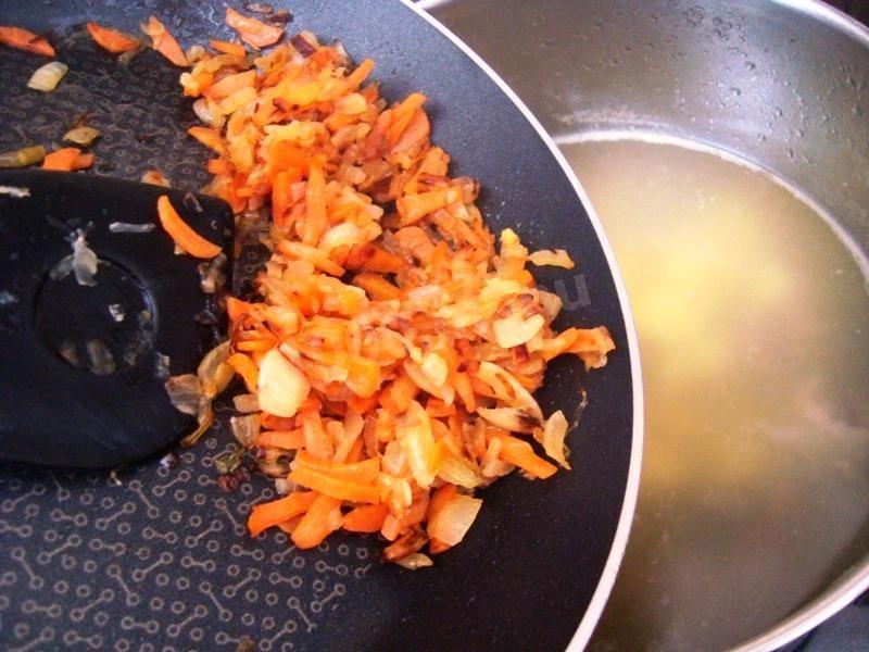 Шаг 10 приготовления Кислые щи с утиными потрохами