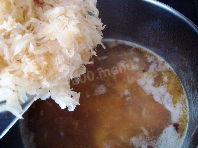 Шаг 11 приготовления Кислые щи с утиными потрохами