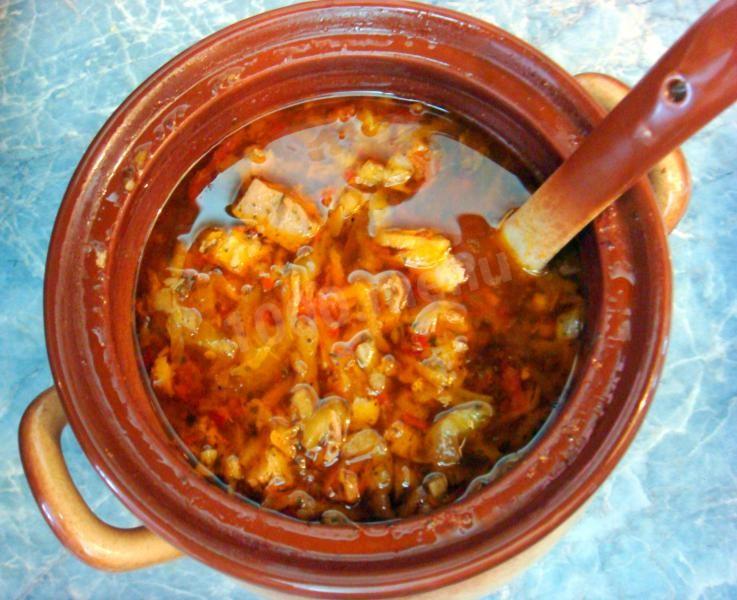 Шаг 14 приготовления Щи из свежей капусты в горшочке