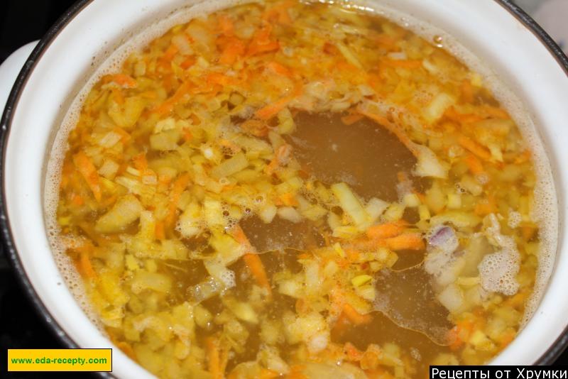 Шаг 8 приготовления Суп лапша с куриными потрошками