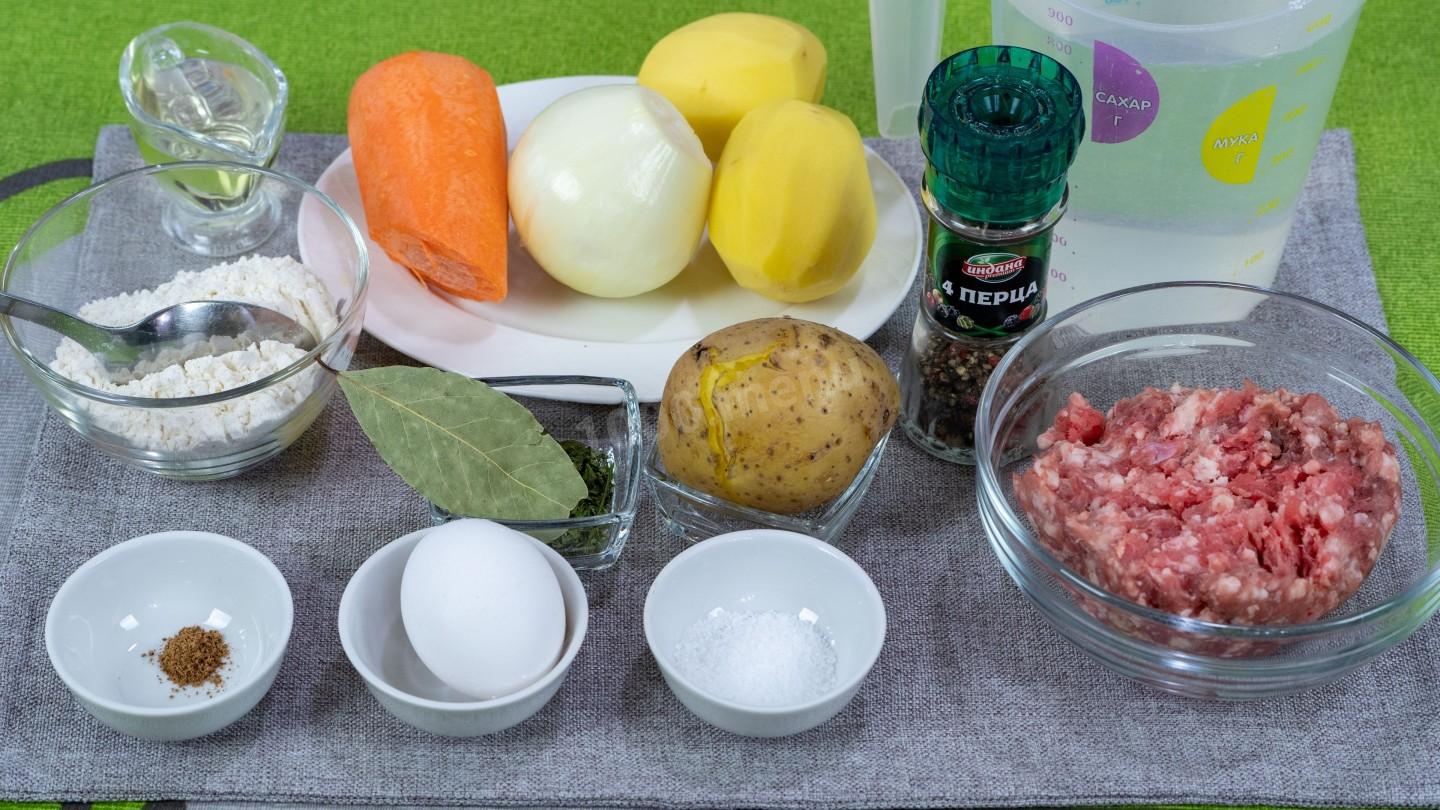 Шаг 1 приготовления Суп с мясными фрикадельками и клецками