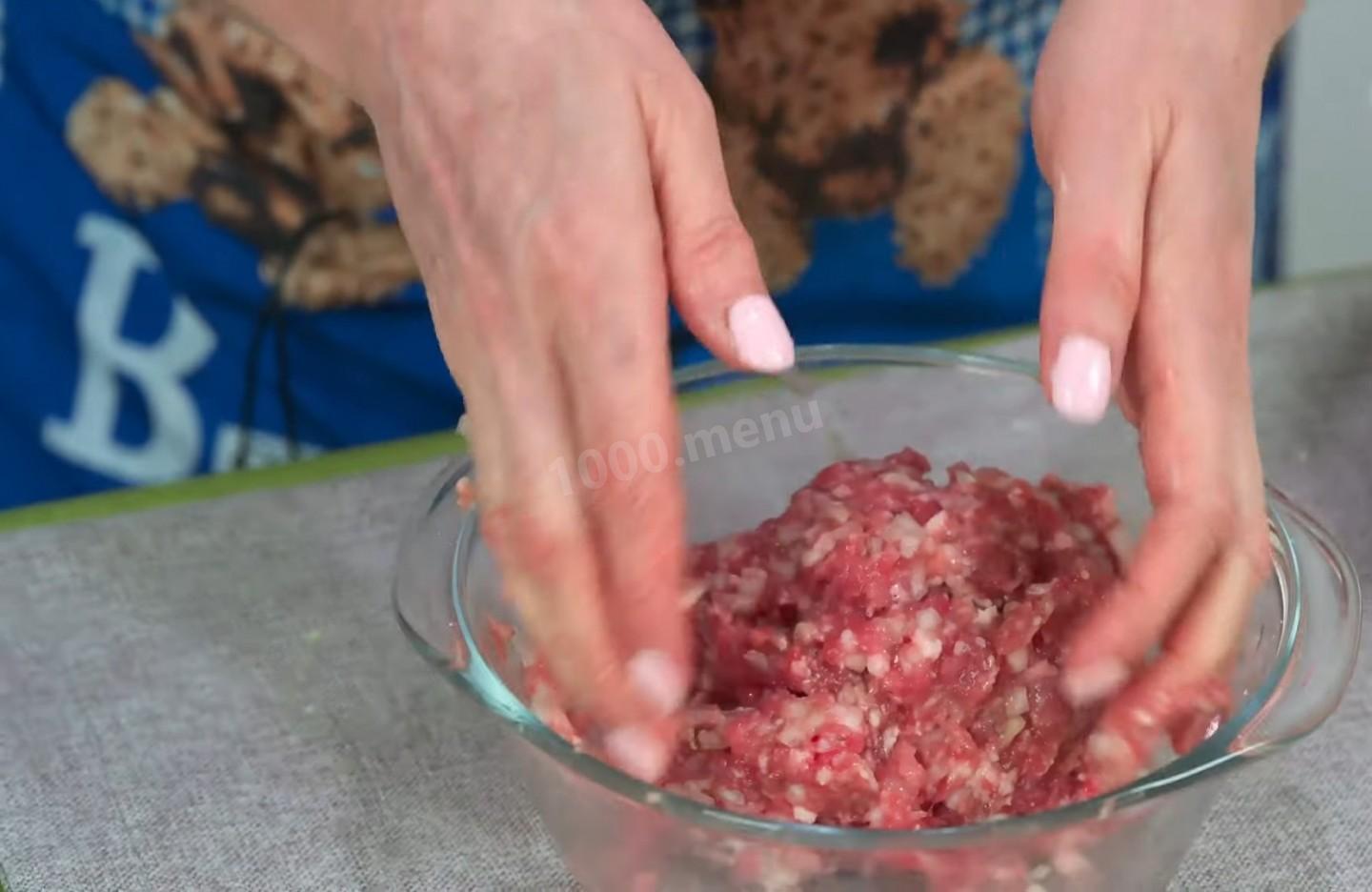Шаг 9 приготовления Суп с мясными фрикадельками и клецками
