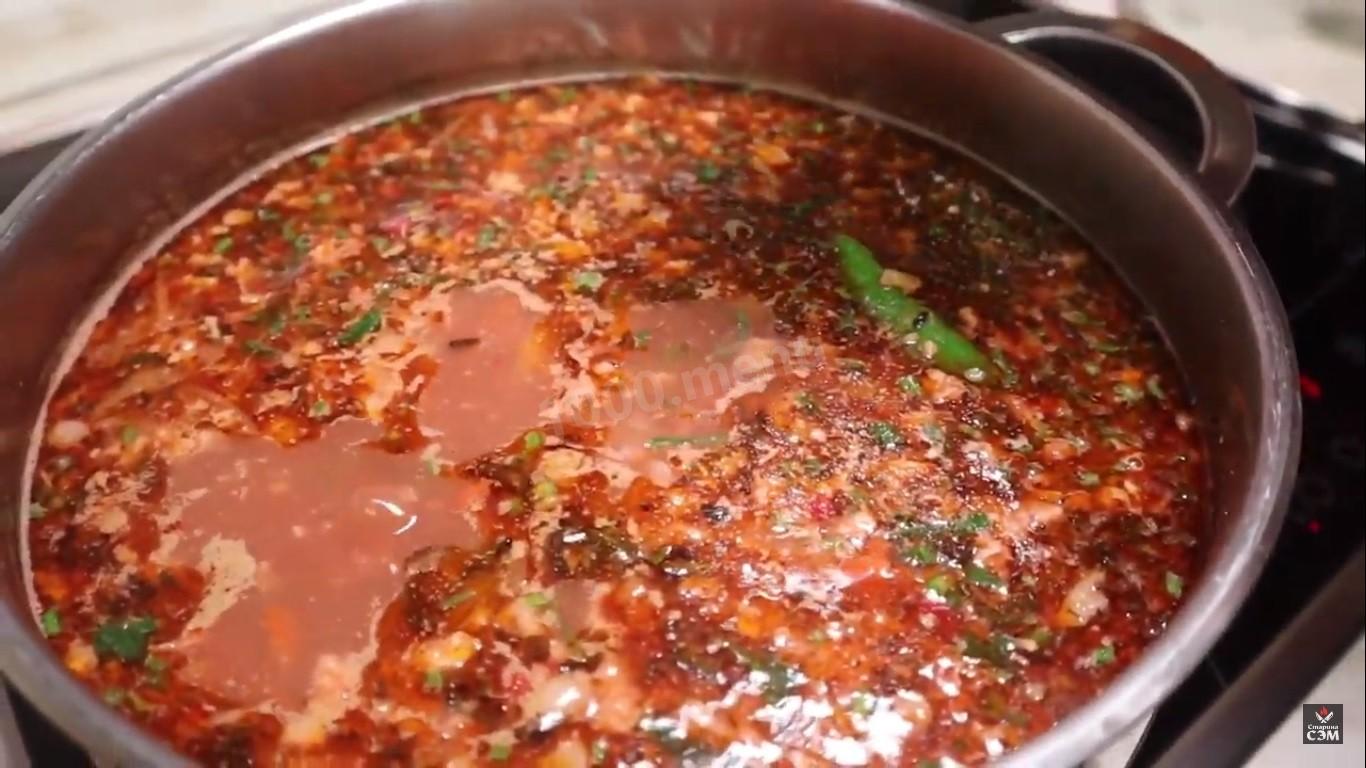Шаг 16 приготовления Суп харчо из говяжьей грудинки с грецкими орехами и ткемали