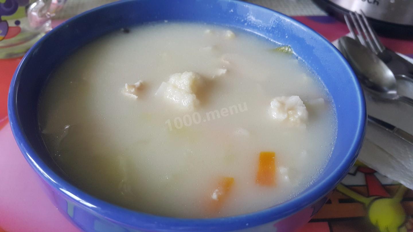 Шаг 13 приготовления Сырный суп с капустой курицей и плавленным сыром