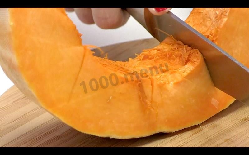 Шаг 2 приготовления Витаминный суп пюре из тыквы с чили