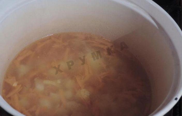Шаг 4 приготовления Суп сырный с гречкой зимний