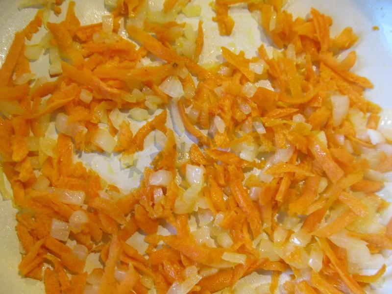 Шаг 9 приготовления Зеленый борщ с крапивой щавелем и яйцом на мясном бульоне