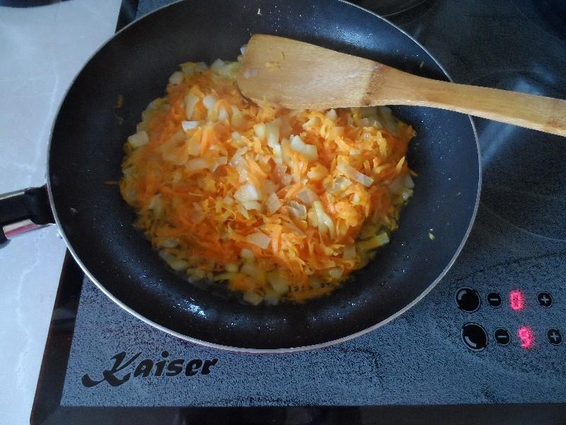 Шаг 6 приготовления Куриный суп с картошкой клецками и курицей