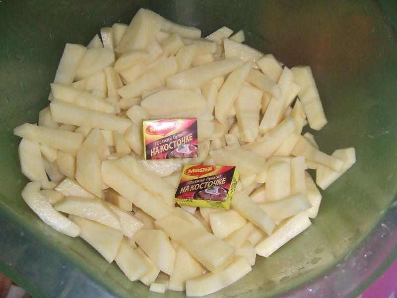 Шаг 4 приготовления Суп с говядиной и рисом на бульонном кубике