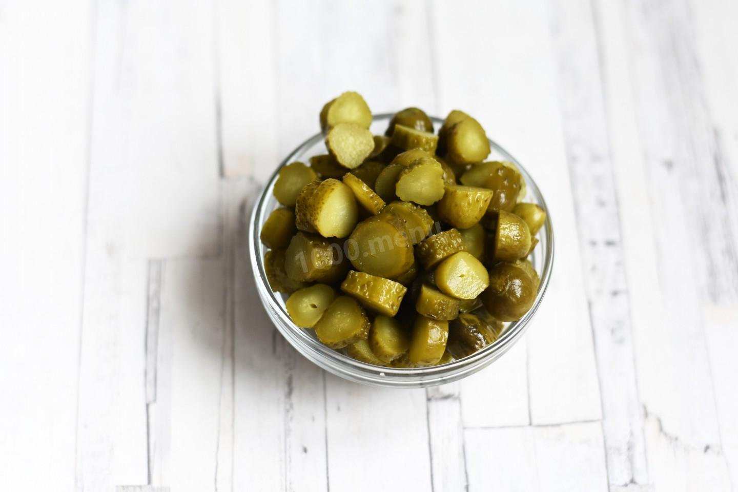 Шаг 5 приготовления Солянка с копченостями классическая сборная мясная