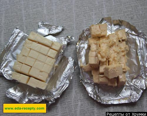 Шаг 3 приготовления Белый сырный суп с курицей и грибами