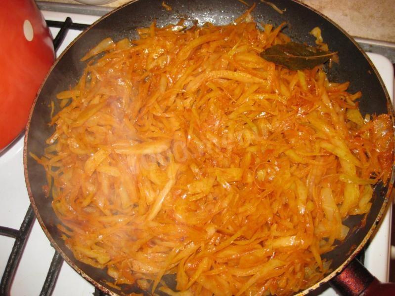 Шаг 10 приготовления Солянка из свежей капусты с шампиньонами