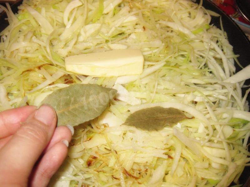 Шаг 5 приготовления Солянка из свежей капусты с шампиньонами