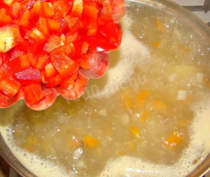 Шаг 11 приготовления Картофельный суп с мясом говядины и сельдереем