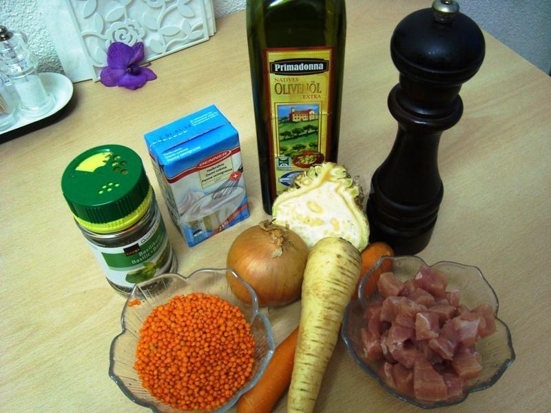Шаг 1 приготовления Сливочный суп из куриной грудки с грибами