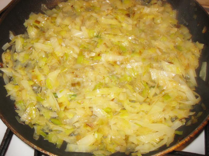 Шаг 7 приготовления Зеленый суп-пюре из стручковой фасоли с сыром