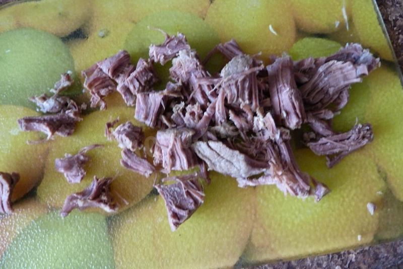 Шаг 5 приготовления Мясной суп с айвой