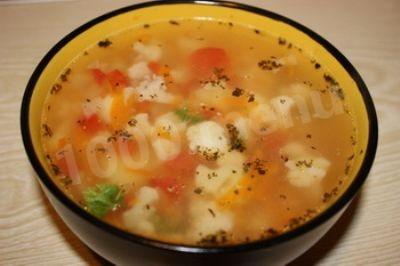 Обложка рецепта Суп из цветной капусты с брокколи и грушами