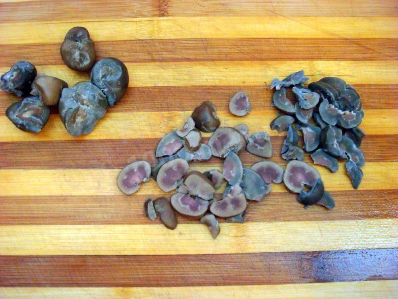 Шаг 12 приготовления Рассольник с говяжьими почками и перловкой