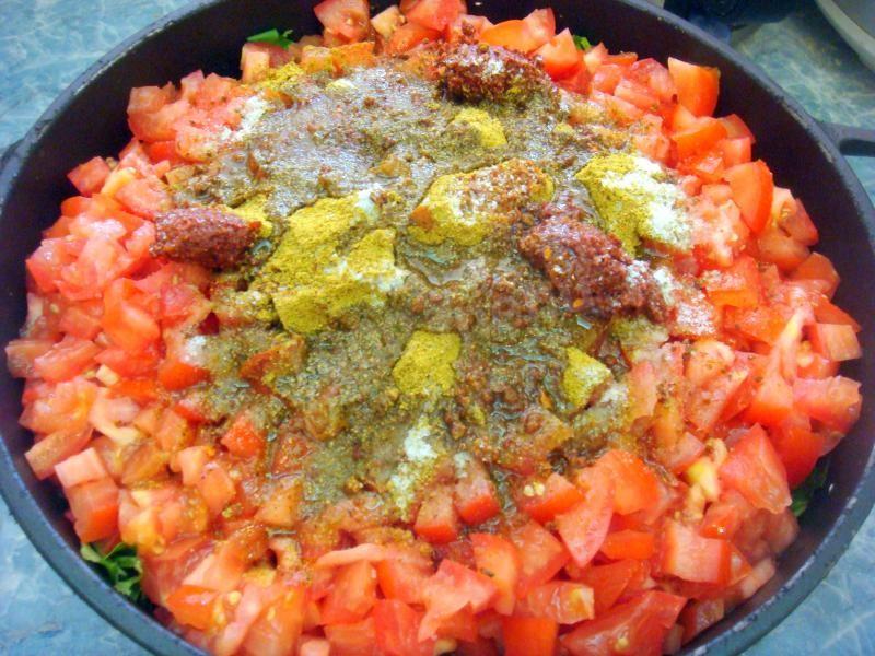 Шаг 15 приготовления аджапсандал с мясом по грузински