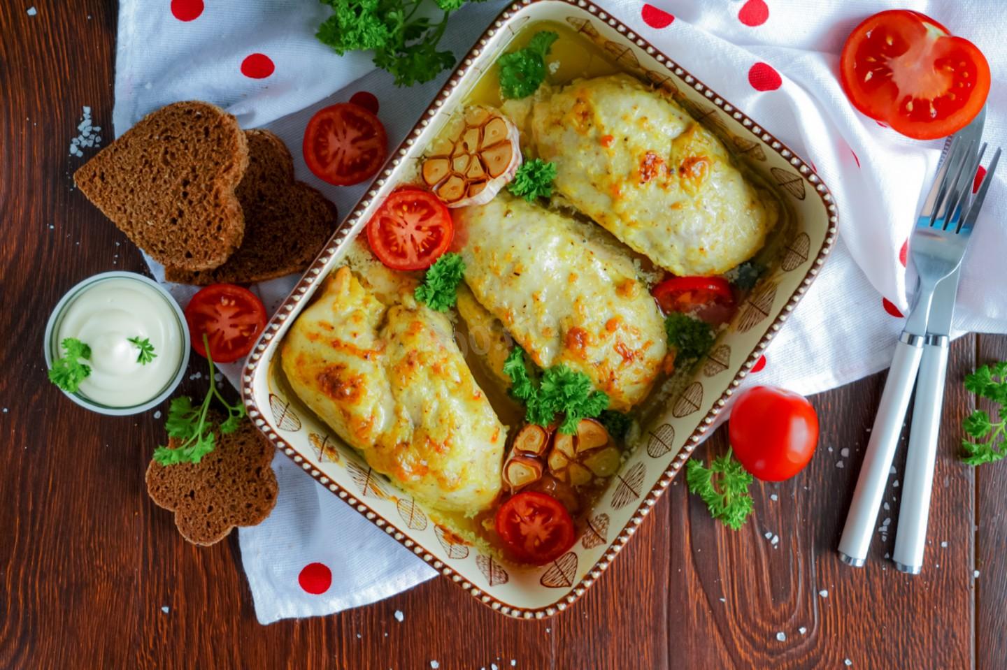 Обложка рецепта Куриные грудки в духовке с майонезом