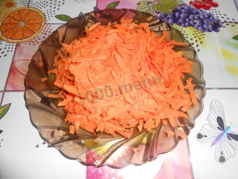 Шаг 5 приготовления Жаркое из свиных ребрышек с картошкой в горшочках