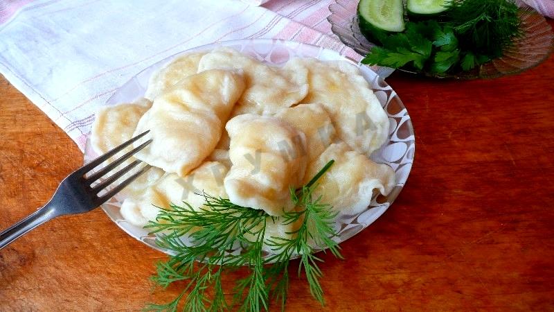 Обложка рецепта Вареники дрожжевые