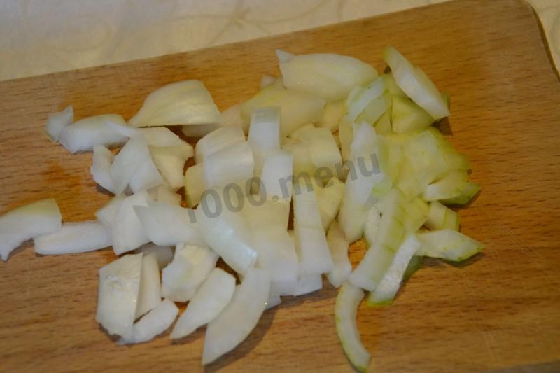 Шаг 4 приготовления Куриные крылышки в мультиварке