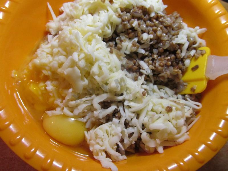 Шаг 13 приготовления Фаршированная курица без костей в духовке