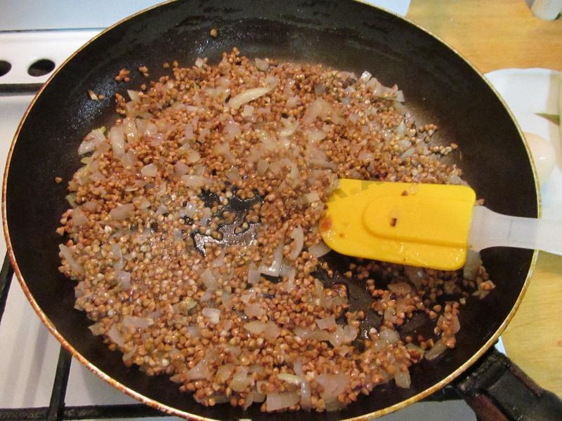 Шаг 9 приготовления Фаршированная курица без костей в духовке