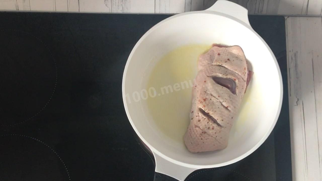 Шаг 3 приготовления Утка с грушей
