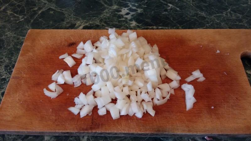 Шаг 3 приготовления Мясная подлива с томатным соусом и мукой из свинины