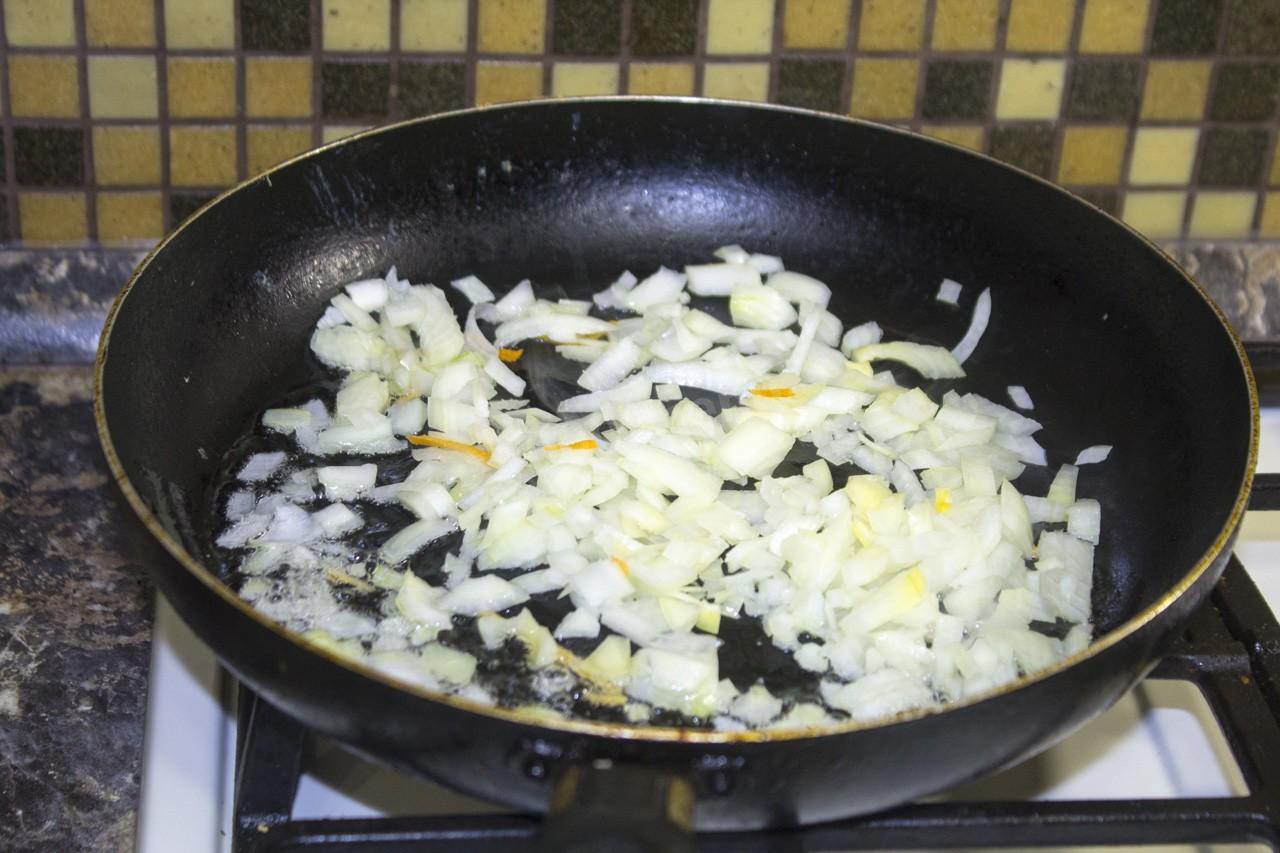 Шаг 14 приготовления Кулебяка с капустой и яйцом