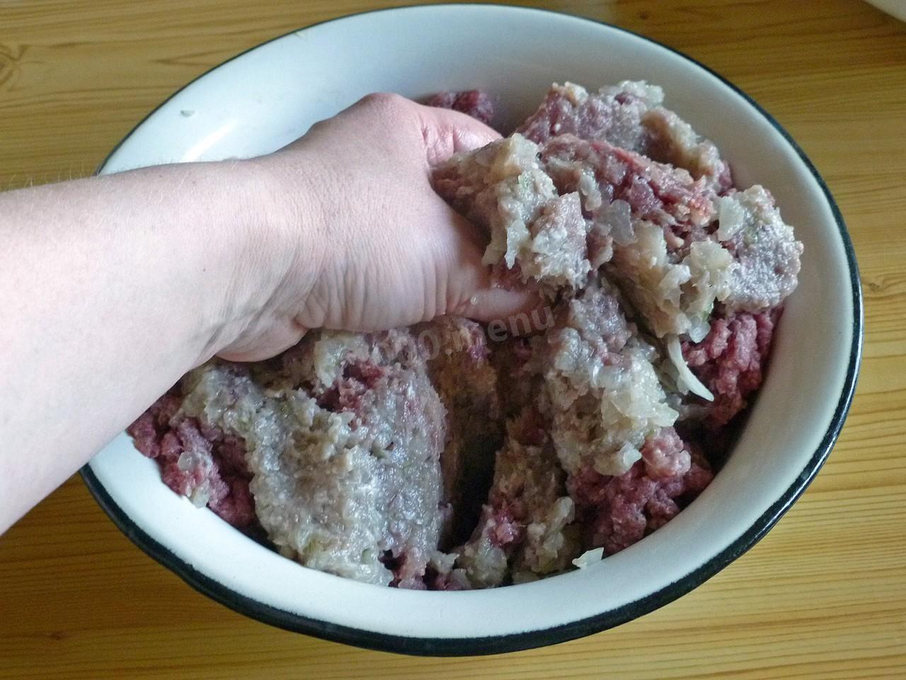 Шаг 4 приготовления Пельмени сибирские