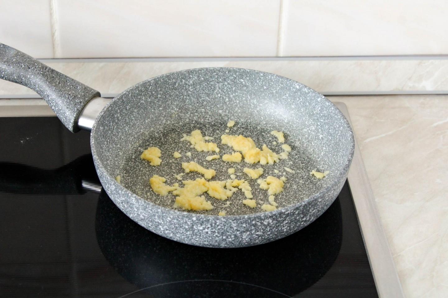 Шаг 4 приготовления Макароны со сливками в духовке