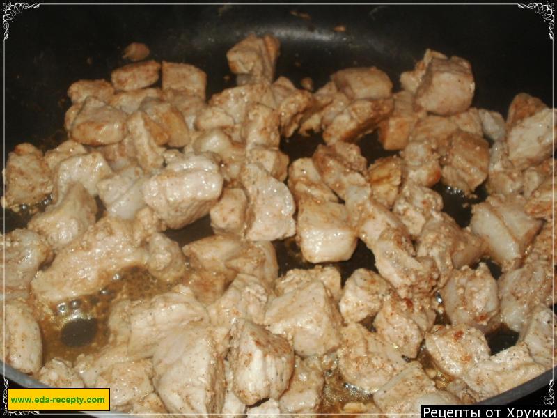 Шаг 4 приготовления Мясо по французски с шампиньонами