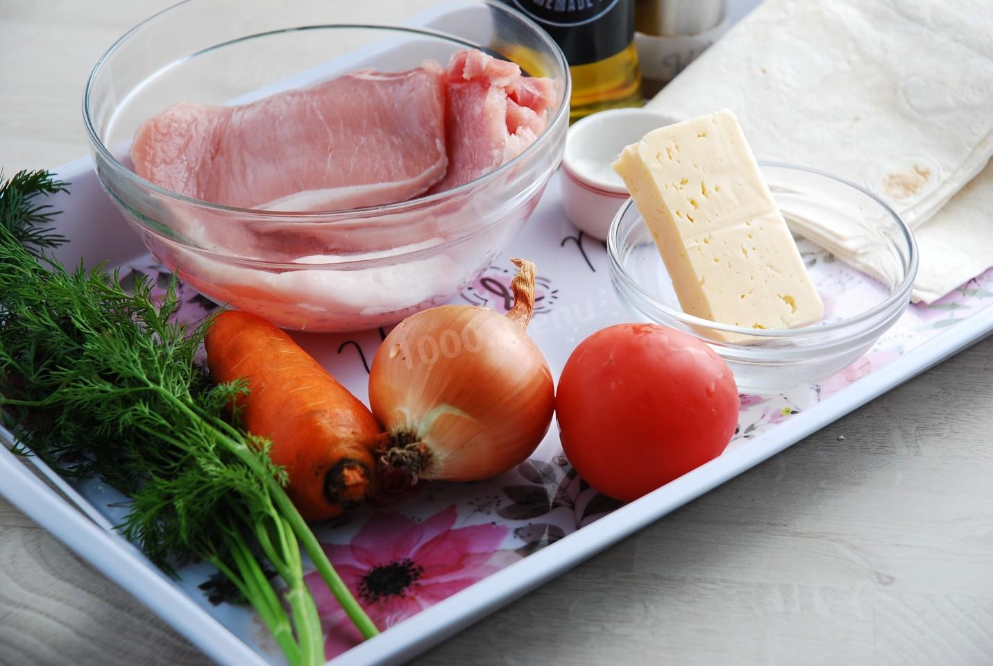 Шаг 1 приготовления Мясо в лаваше в духовке
