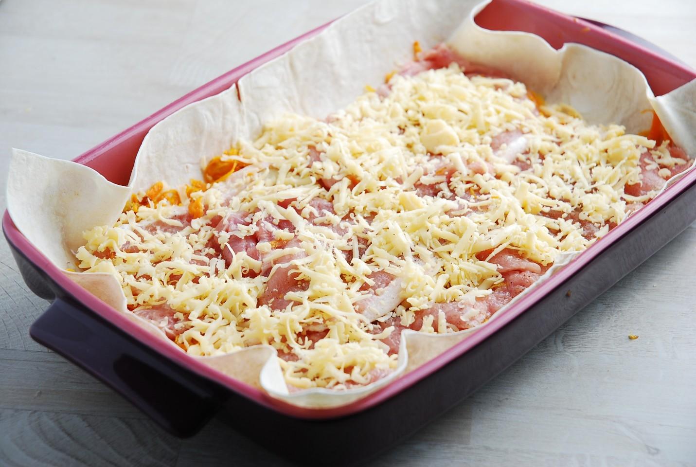 Шаг 9 приготовления Мясо в лаваше в духовке