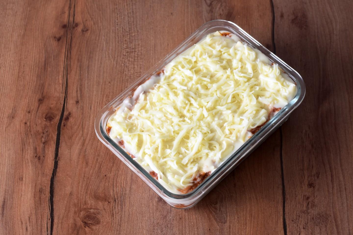 Шаг 15 приготовления Лазанья с фаршем и грибами в духовке