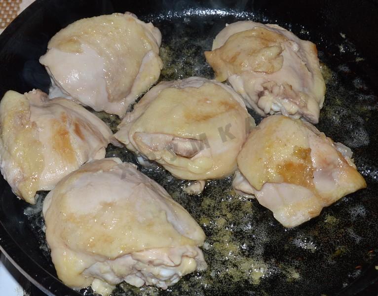 Шаг 3 приготовления Курица в вине