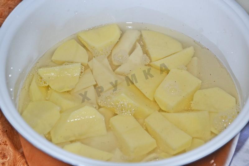 Шаг 2 приготовления Картофельное пюре в мультиварке